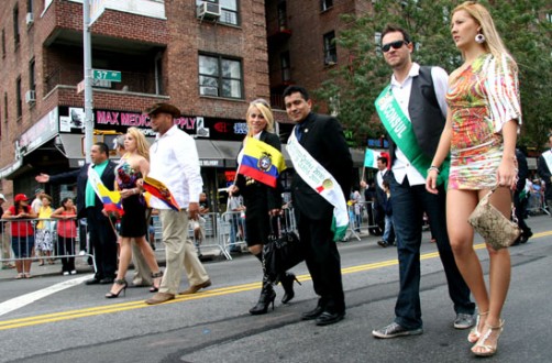 Desfile Queens '10-1