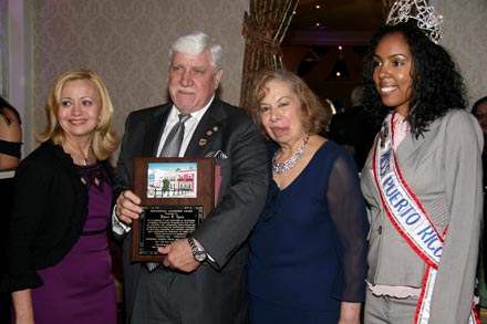 Madelyn-Robert G Spata- Dr.Aida Rosa-Jennifer Velazquez(reina)