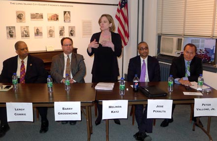 Los seis candidatos a la presidencia de Queens. En la imagen falta Tony Avella. Foto Javier Castaño