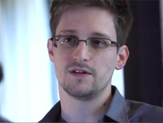 Edward Snowden dijo haber revelado el espionaje de las llamadas telefónicas para proteger la privacidad de los estadounidenses. Foto Facebook