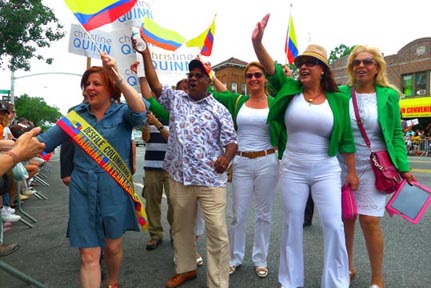 La candidata Christine Quinn con el apoyo de la Cámara de Comercio de Mujeres de Queens. 