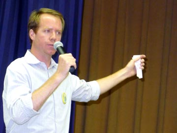 Seth Taylor, director del BID de la calle 82. 