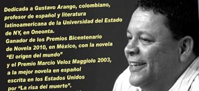 Escritor colombiano Gustavo Arango.