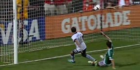 El gol de Donovan al segundo tiempo. 