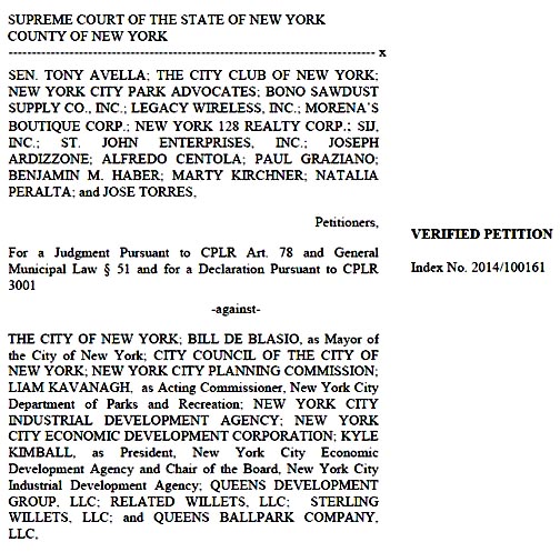 Copia de la primera página de la demanda para frenar la construcción en Willets Point.