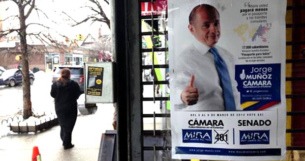Afiches en Queens promoviendo la candidatua de Jorge Muñoz del MIRA. Fotos Javier Castaño