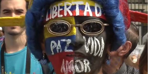 Los jóvenes siguen siendo arrestados en Venezuela. 