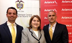 Desde la izquierda, Camilo Duque, Elsa Gladys Cifuentes y Luis Muñiz. Fotos Javier Castaño