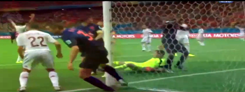 Uno de los 5 goles de Holanda, la Naranja Mecánica, contra España. 
