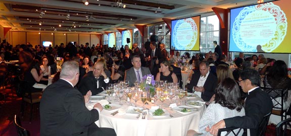 La gala anual del NYHQ en Chelsea Piers de Manhattan. 