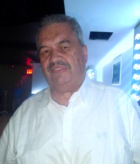 Orlando Tobón: "Los políticos no hacen nada y renuncio al BID porque perjudica nuestra comunidad".