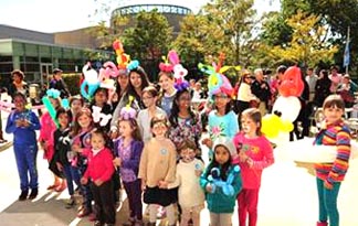 Face painting and the balloon twister were both very popular with the children at Healthy Kids and Family Day!