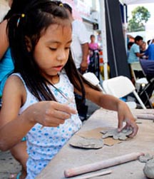 Los niños y las familias se divertirán y aprenderán sobre los cuidados de salud.