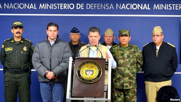 El presidente de Colombia, Juan Manuel Santos, anunciando la suspensión de los Diálogos de Paz en Cuba.