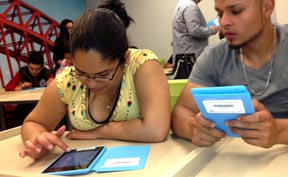 Las tablets de Google son excelentes para el aprendizaje estudiantil. Foto Javier Castaño