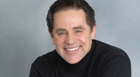 Profesor Michael Krasner. Foto cortesía