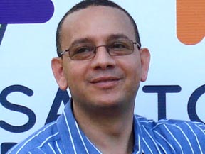 José Acosta, escritor dominicano ganador del premio Casa de las Américas 2015.
