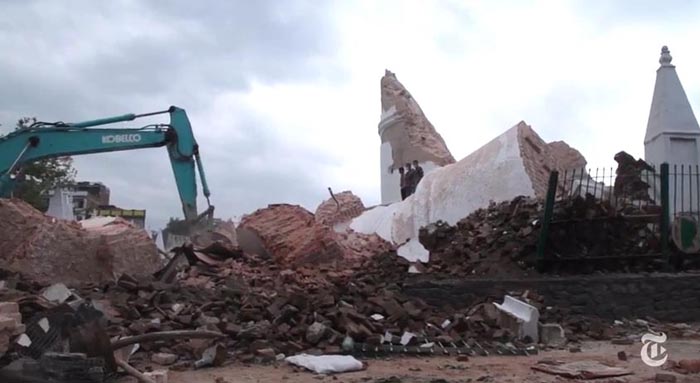 Miles de edificios milenarios fueron reducidos a escombros.