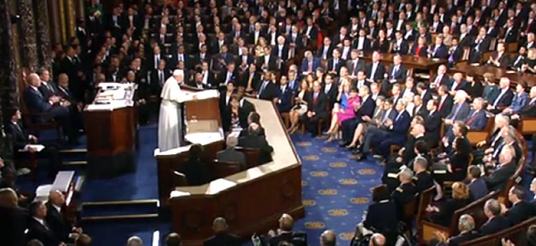 El Papa Francisco se convirtió en el primero en hablar ante el pleno del Congreso en los Estados Unidos.