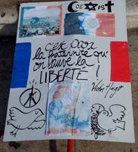Un afiche en el piso de Lisboa promoviendo la unión entre los musulmanes, judíos y católicos. 