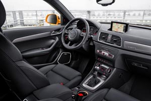 El interior de Audi 2016 Q3.