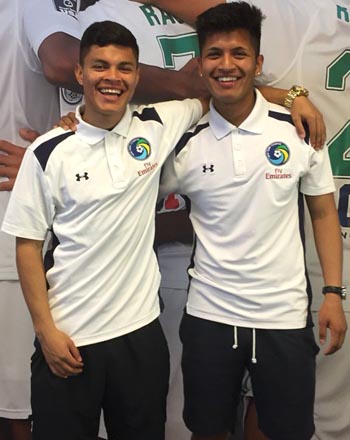 Los jugadores del Cosmos sub-19, Alexis Varela y Eric Calvillo. 