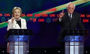 Imagen del debate entre Clinton y Sanders.