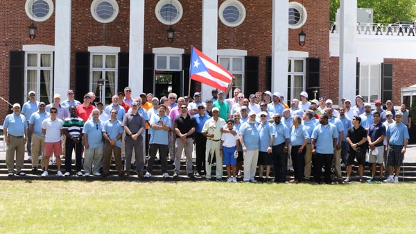 Participantes del Torneo de Golf en El Bronx.
