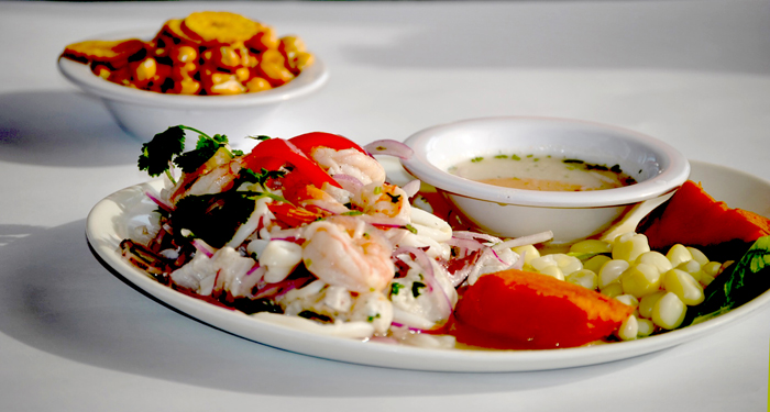 Ceviche peruano, el más apetecido del Anzuelo Fino. Fotos Mauricio Hernández