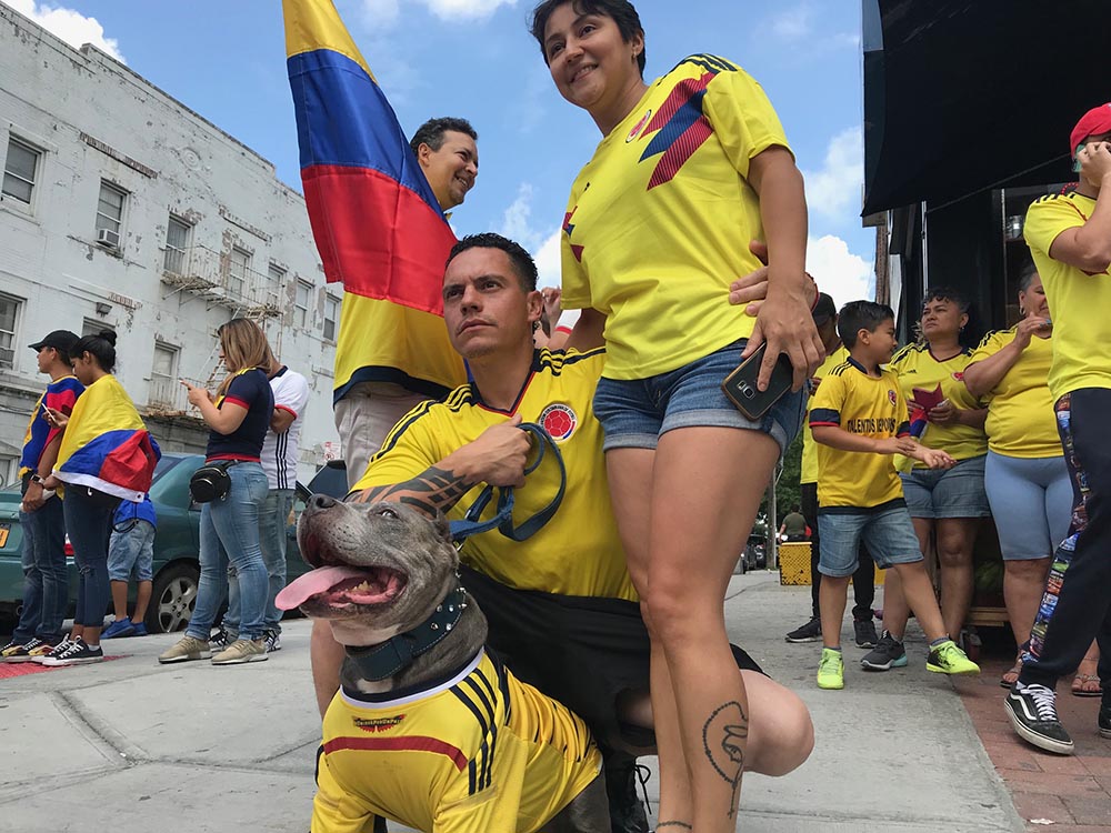 Los colombianos celebrando en Queens, Nueva York.