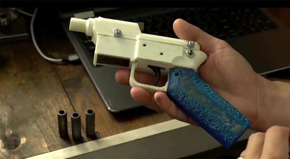 Otra arma de fabricación casera.