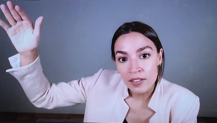 Congresista AOC invita a foro comunitario este jueves a las 5:30 PM