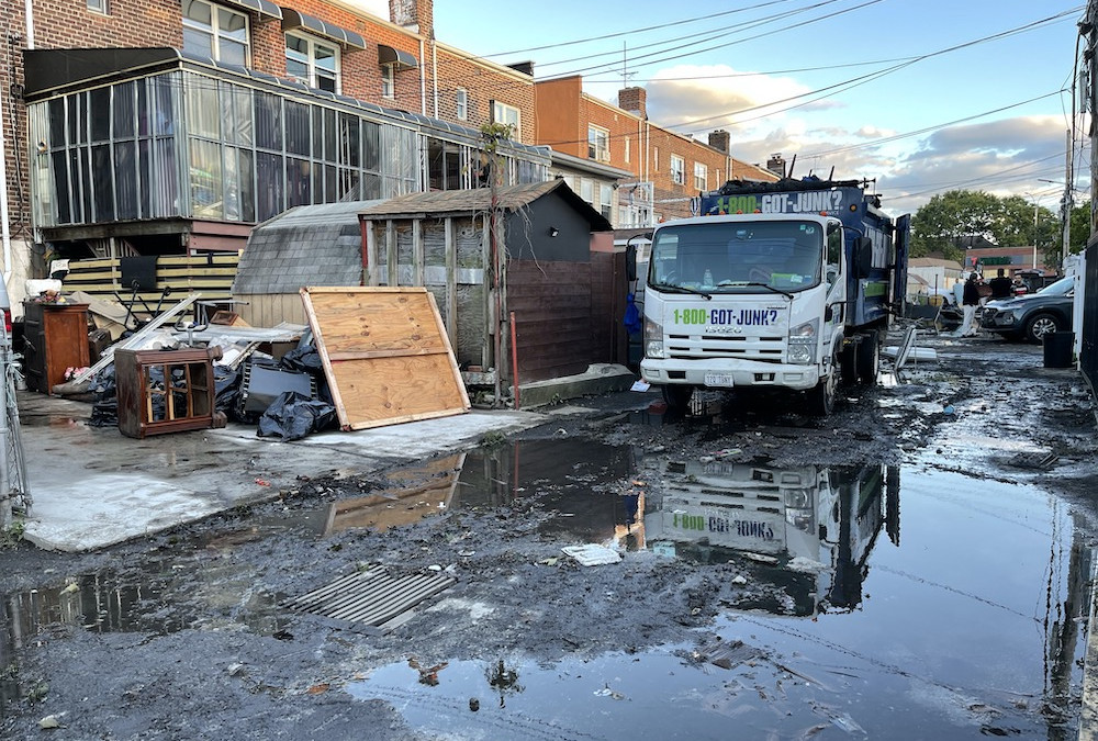 FEMA sigue brindando ayuda 4 meses después de huracán Ida
