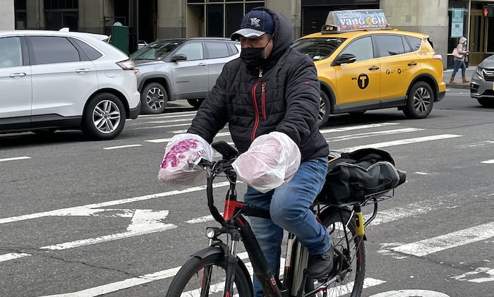 Deliveristas triunfan en NYC