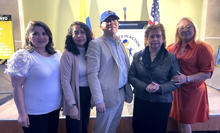 Padres en Acción honra y capacita obreros