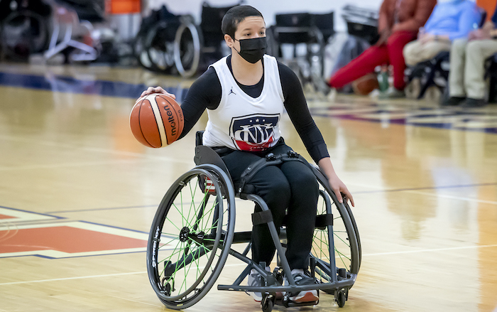 Latina es orgullo del Queens College